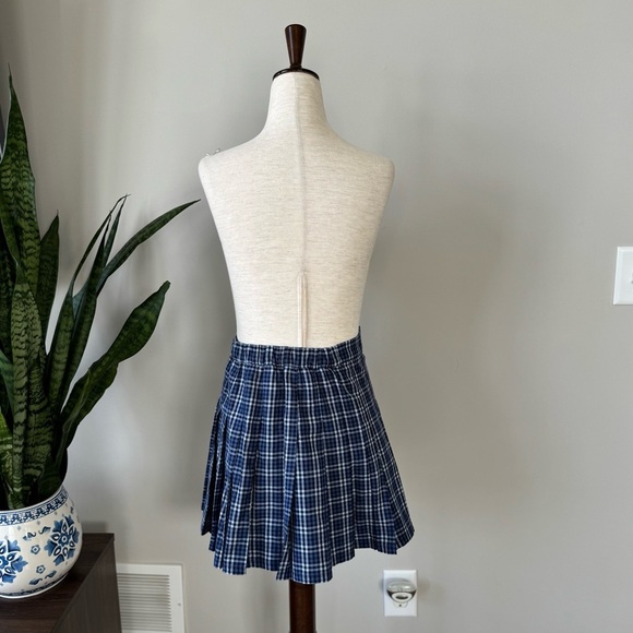 Aerie Boarding School Pleated Blue Plaid Mini Skirt - Picture 3 of 10